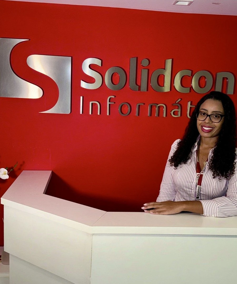 sala de recepção da solidcon para conhecer quem somos